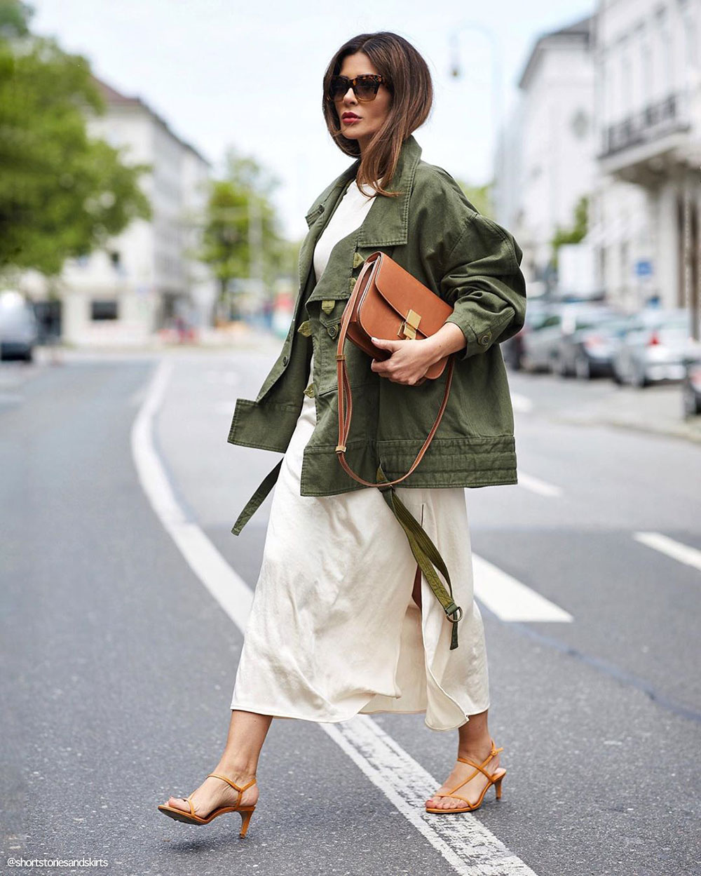 Khaki Jacket 15 Cute Outfit Ideas, What Goes Well With Khaki Trench Coat