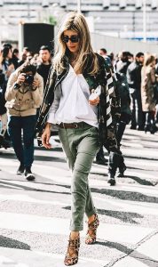 How to Wear Green Pants – Outfits and Styling Tips
